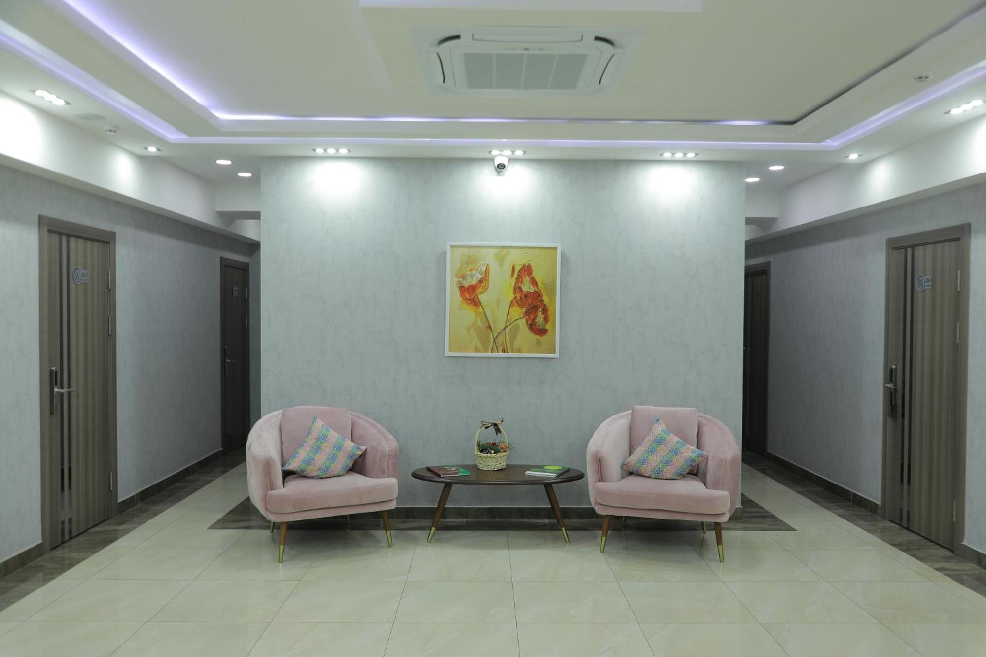 Human Hotel Taskent Exterior foto