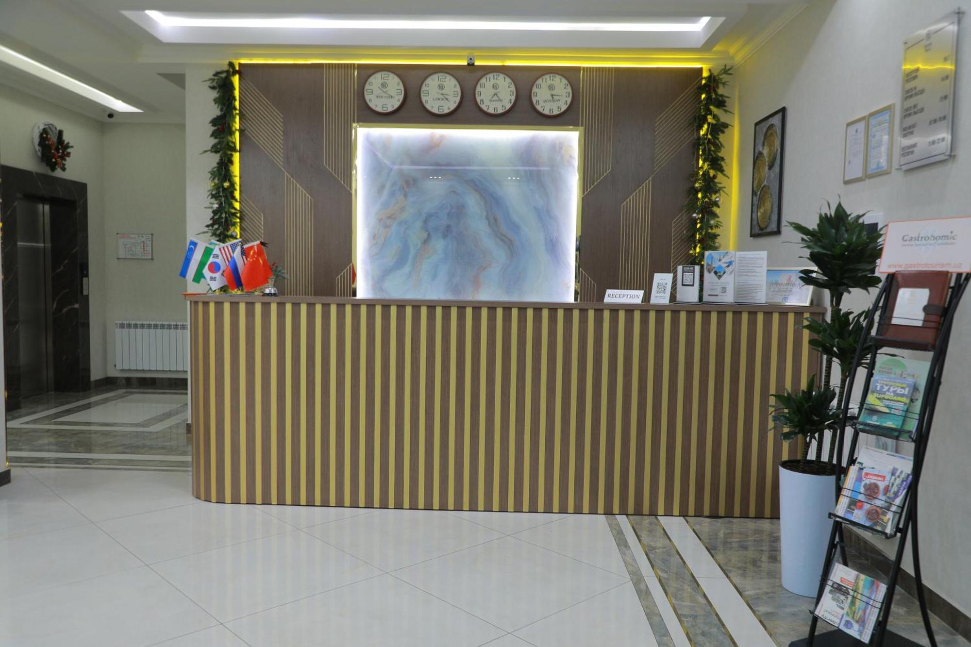 Human Hotel Taskent Exterior foto